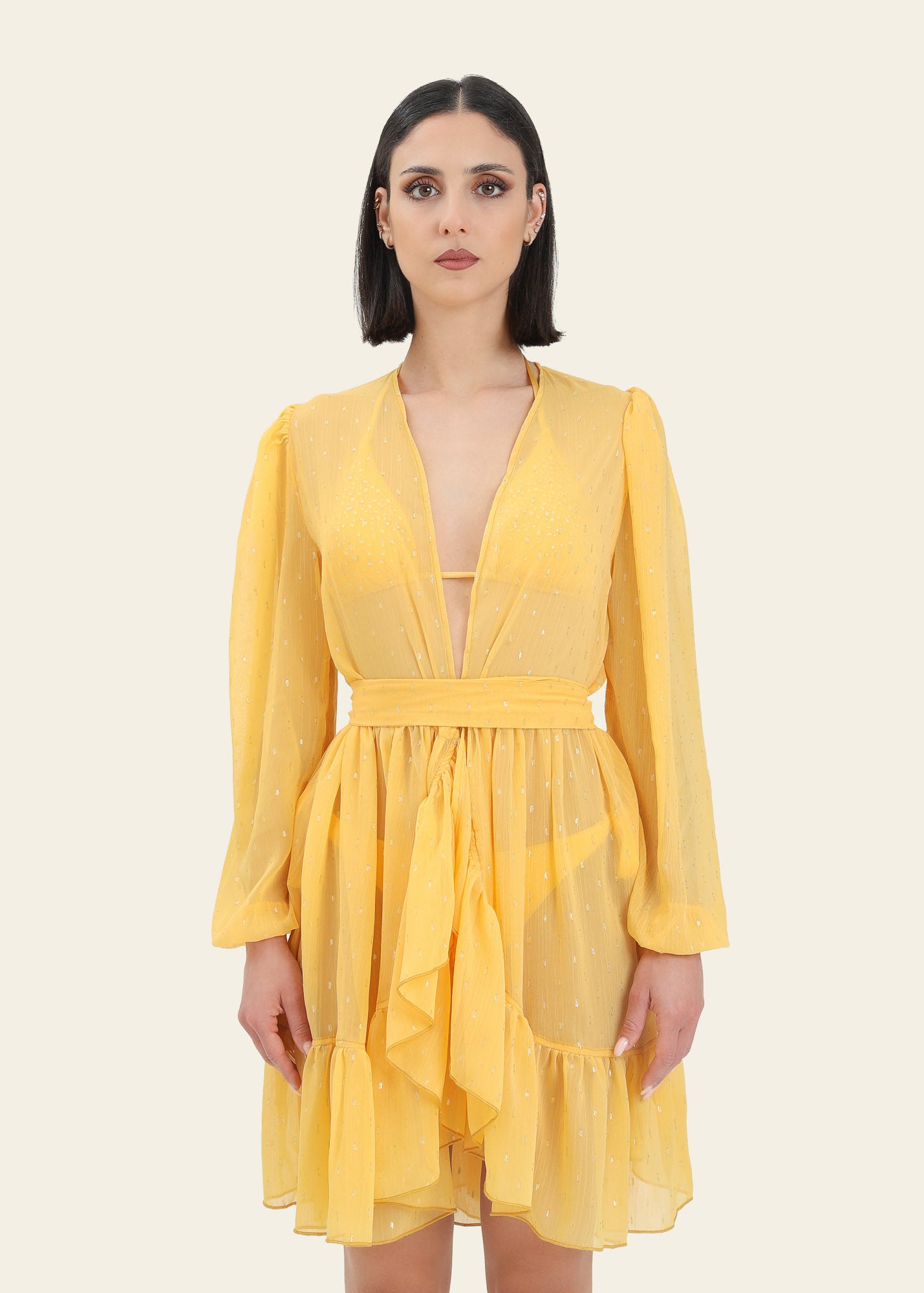 Charlotte Esmeralda - Corto