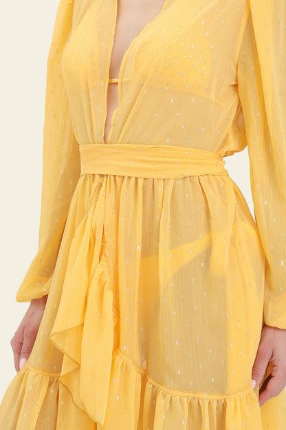 Charlotte Esmeralda - Corto