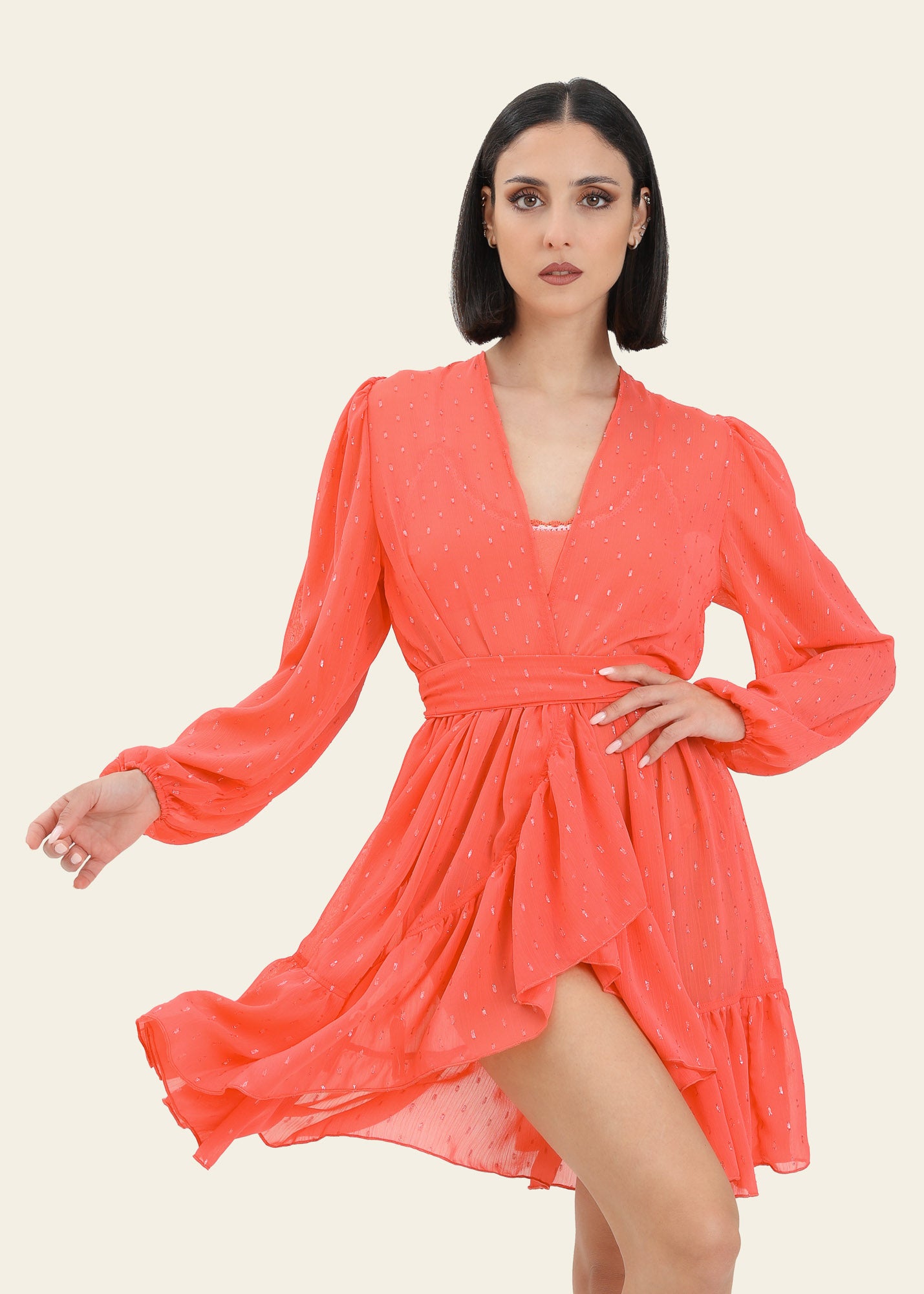 Charlotte Esmeralda - Corto