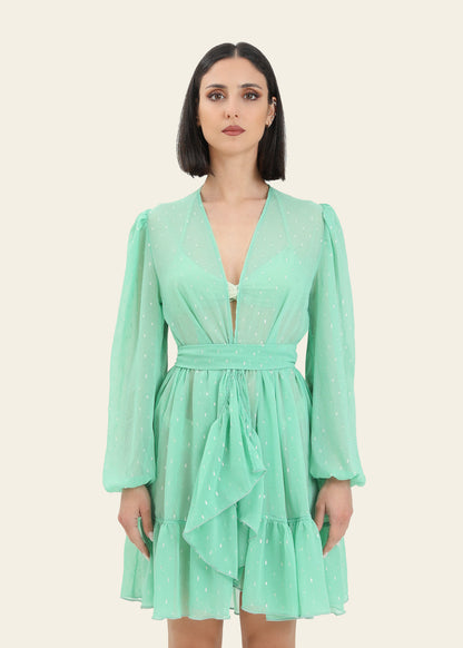 Charlotte Esmeralda - Corto